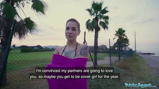 Poiblí Agent Siliva Ruby ag dul go hiomlán pounded i amuigh faoin aer gnéas video