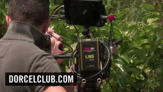 מאחורי הקלעים של Dorcel הסרט - 40 שנה, את החגים בלי בעלי - עם לקסי לאו, לאה Guerlin, סיינה יום, דני דניאלס