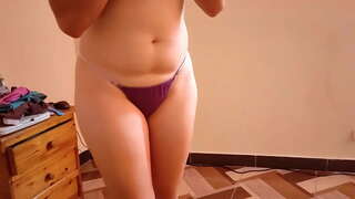 Droljasta maćeha jebe mene i sranje moj penis kada dođem kući sa uči ceo dan