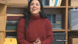 Corbes Llatina lladre arrestat i va agafar pel calenta guàrdia